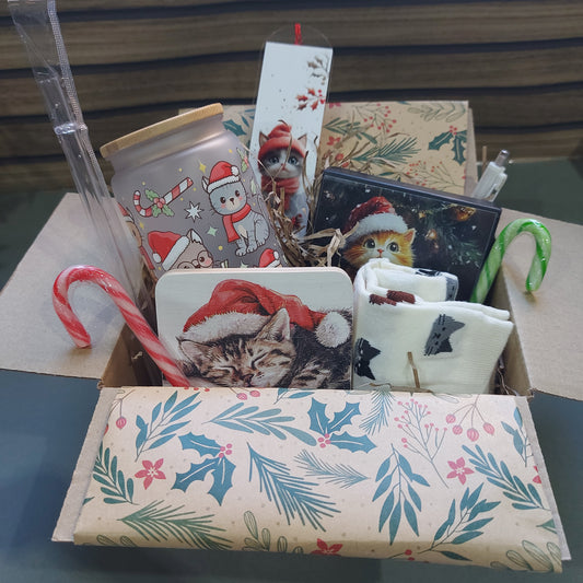 Gift Box – Cat Lover Christmas Edition | Handmade Festive Cat Mug, Coaster, Bookmark & Memo Pad